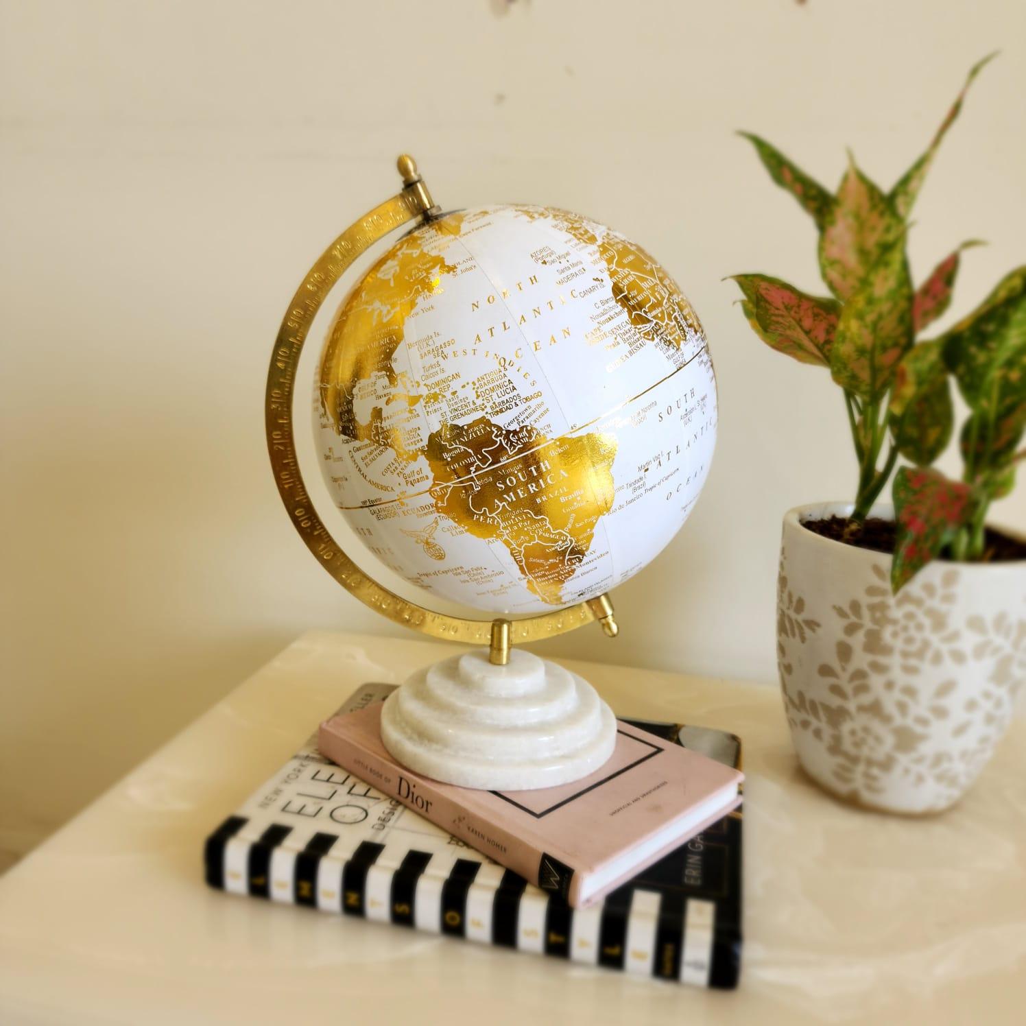 Barbados Laminated White Globe